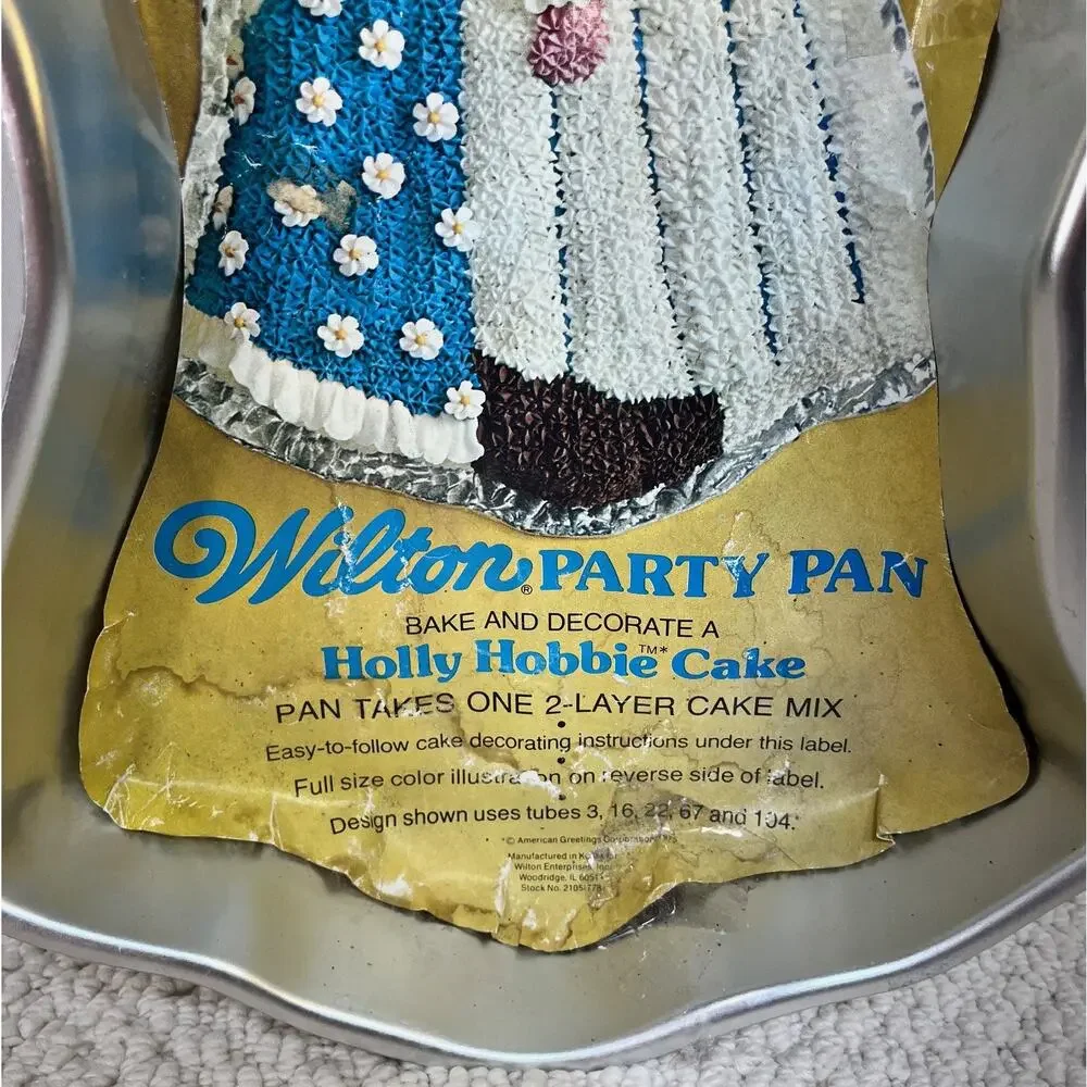 Wilton Holly Hobbie Aluminum Cake Pan #2105-7784 Vintage 1975 New W/ Defects